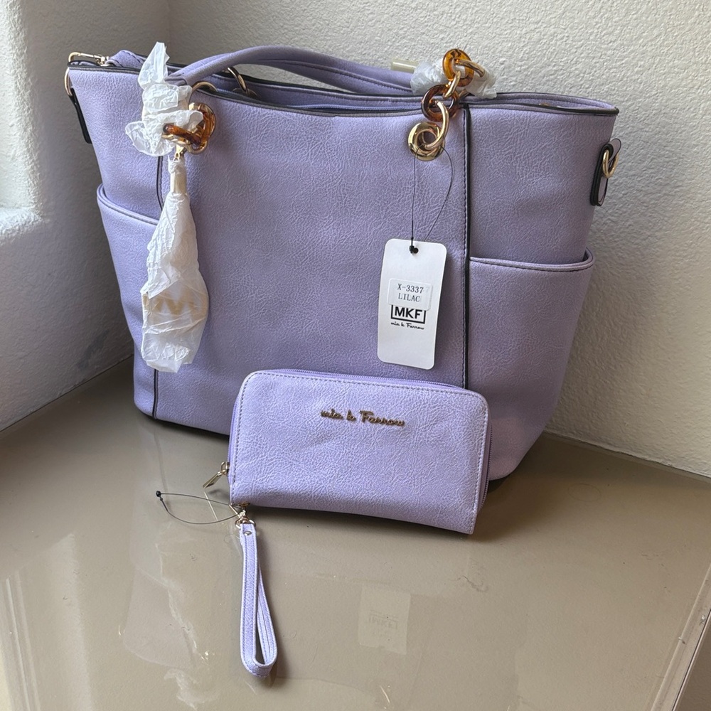 Elegant Lavender Shoulder Bag and Wallet Set